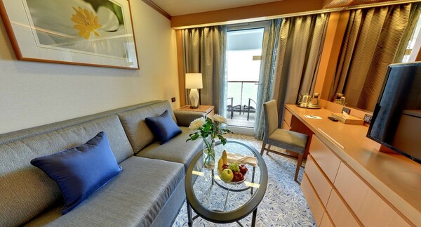 Fred Olsen Borealis - Single balcony suite.jpg